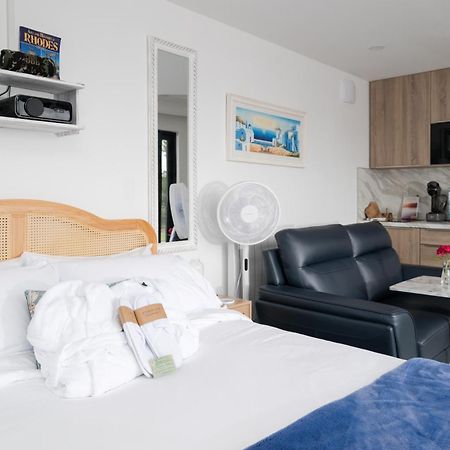 Lakescape - Waterfront Self- Catering Cabins Enniskillen Bagian luar foto