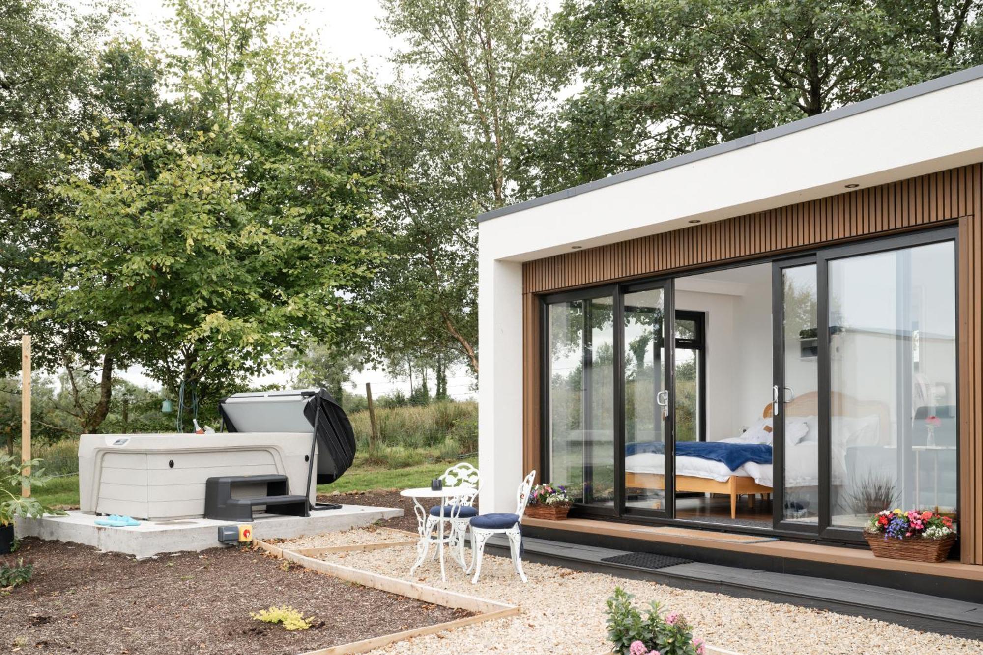 Lakescape - Waterfront Self- Catering Cabins Enniskillen Bagian luar foto