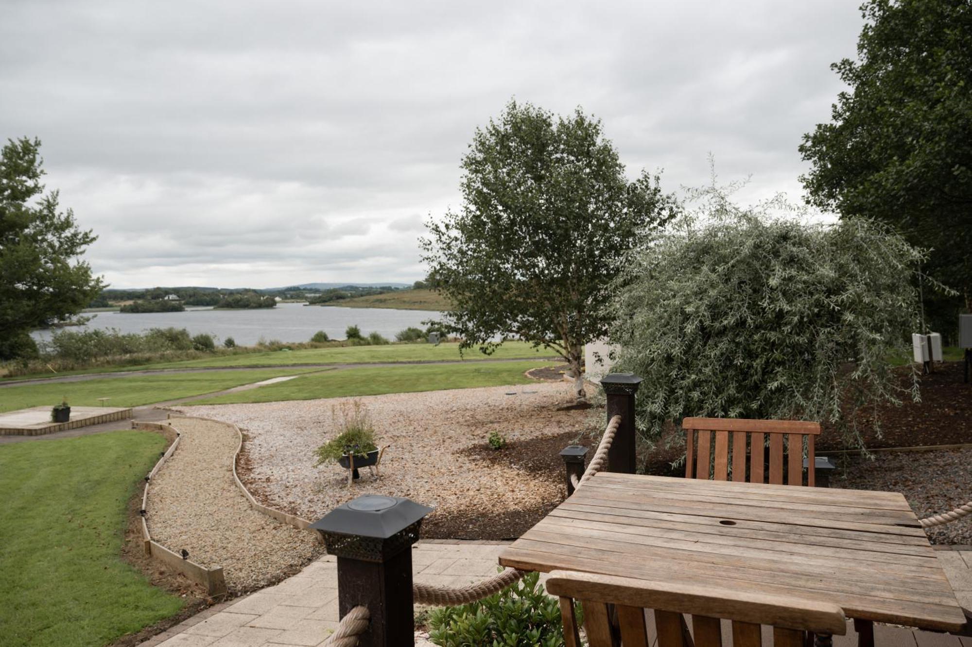 Lakescape - Waterfront Self- Catering Cabins Enniskillen Bagian luar foto